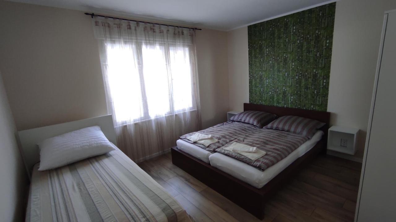 Bamboo Apartman Siófok Eksteriør bilde